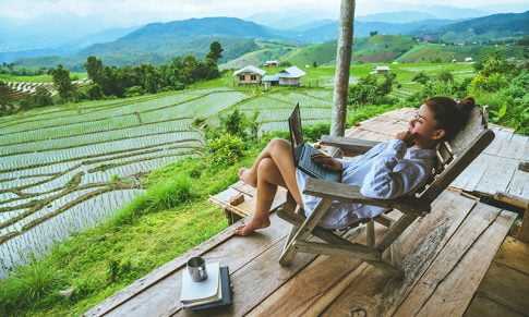 Worktions, misturar férias e trabalho é uma tendência?